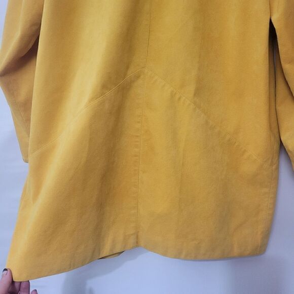80s Retro Yellow Faux Suede Coat - Picture 14 of 16